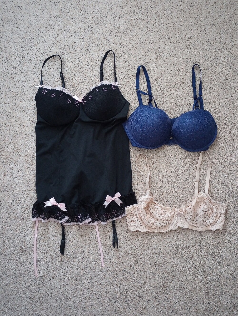 Lot Of Victoria's Secret Intimates Bras Sexy Little Things Push Up Lace 36C